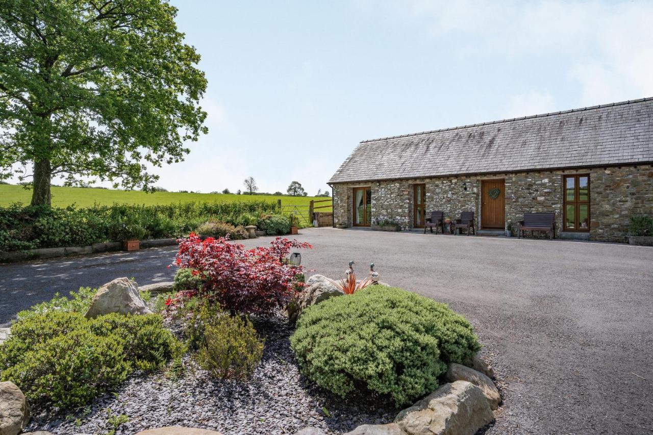 Villa Ysgubor Hir à Llanedy Extérieur photo